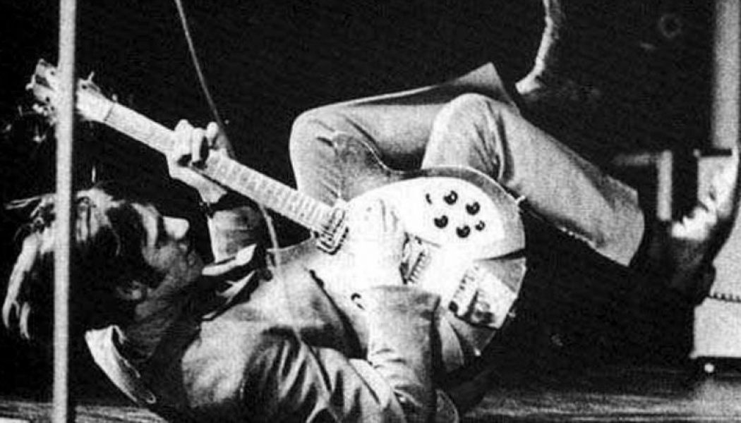 R.I.P. Hilton Valentine, Guitarist of The Animals Dead at 77