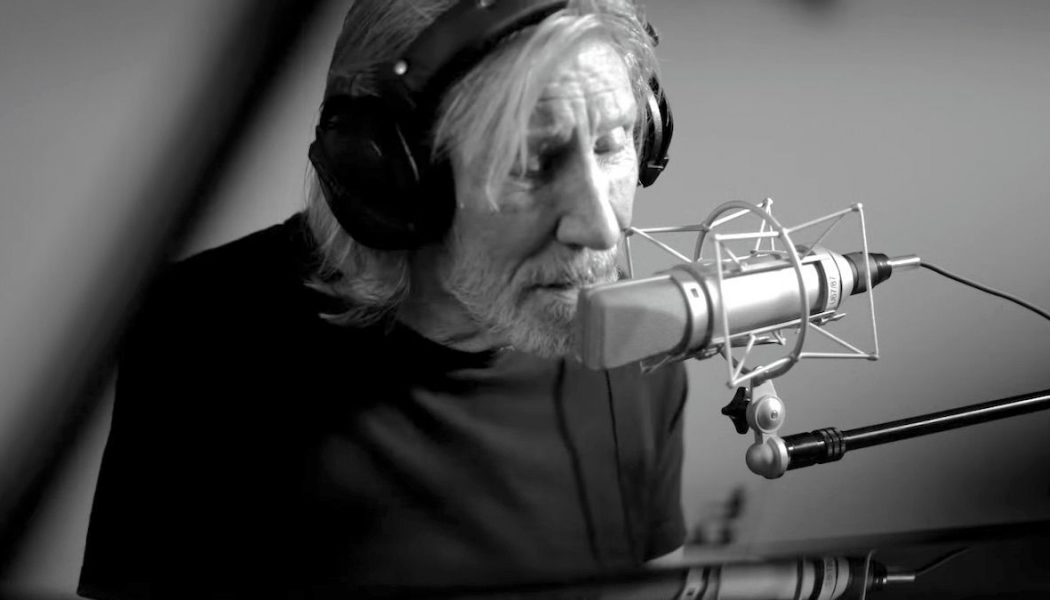 Roger Waters Debuts New Version of “The Gunner’s Dream”: Watch