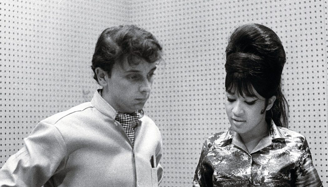 Ronnie Spector Issues Statement on Death of Abusive Ex-Husband Phil Spector