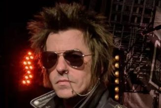 SKID ROW’s RACHEL BOLAN Pays Tribute To NEW YORK DOLLS Guitarist SYLVAIN SYLVAIN