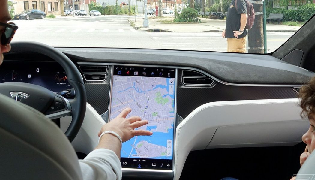 Tesla asked to recall 158,000 cars for failing displays