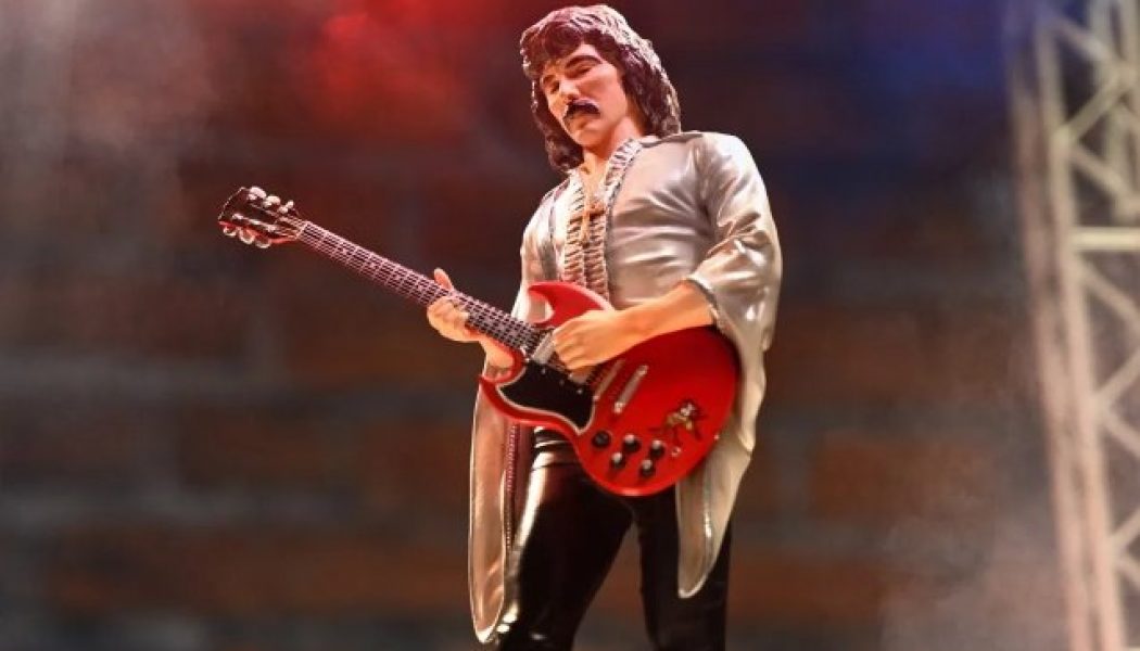 TONY IOMMI ‘Rock Iconz’ Collectible Figure From KnuckleBonz Now Available