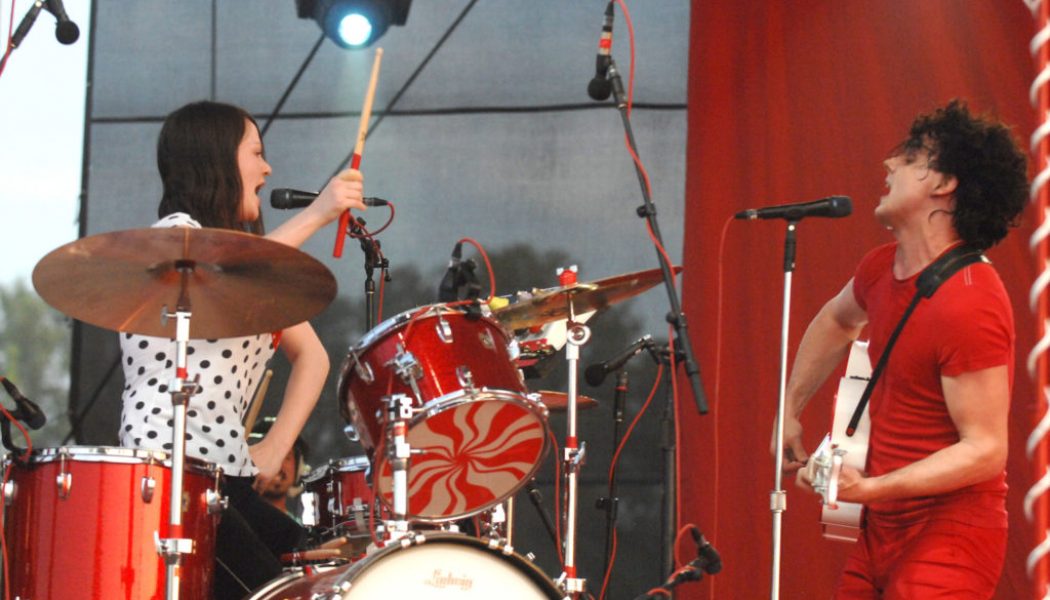 White Stripes Share Previously Unreleased ‘Seven Nation Army’ Performance From Bonnaroo 2007