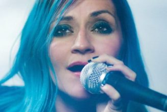 Former FLYLEAF Singer LACEY STURM Collaborates With SKILLET On New Solo Single ‘State Of Me’