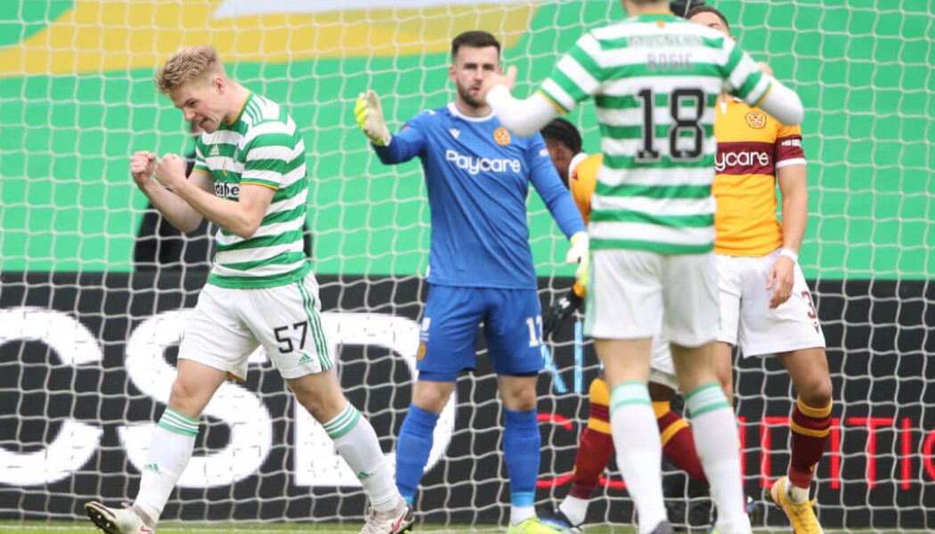 ‘Great performance’, ‘Very impressed’ – Some Celtic fans lavish praise on 21-yr-old after yesterday’s win