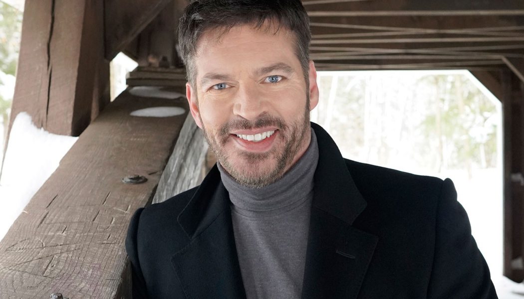 Harry Connick Jr. Goes It ‘Alone’ for Faith-Inspired New Album: Watch ‘Amazing Grace’