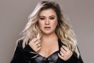 Kelly Clarkson Sings Us Through ‘Times Like These’ With Foo Fighters Cover