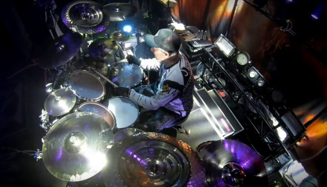 MACHINE HEAD: CHRIS KONTOS Drum-Cam Video Of ‘Death Church’ From Montreal