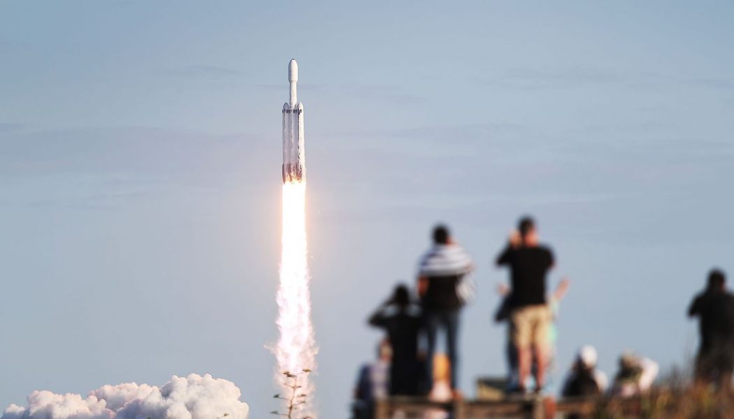 NASA picks SpaceX’s Falcon Heavy to launch two key pieces of the Lunar Gateway