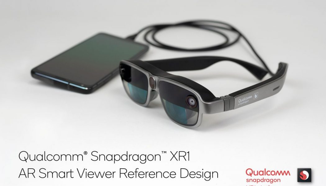 Qualcomm’s new AR ‘Smart Viewer’ lets you pin virtual screens to your walls