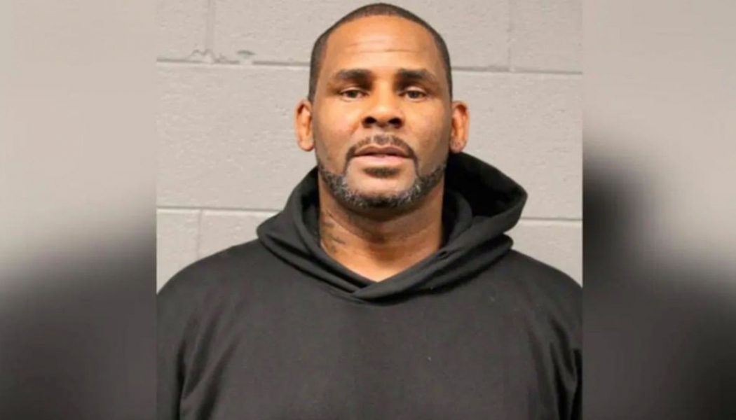 R Kelly Receives Coronavirus Vaccine in Prison