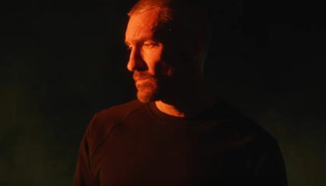 SEVENDUST’s CLINT LOWERY Drops Music Video For ‘Silver Lining’ Solo Song