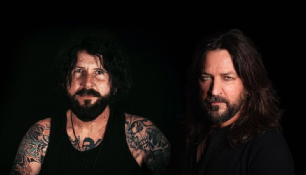 SUNBOMB Feat. TRACII GUNS And MICHAEL SWEET: Debut Album ‘Evil And Divine’ Due In May