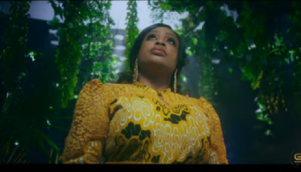 VIDEO: Sinach – Greatest Lord