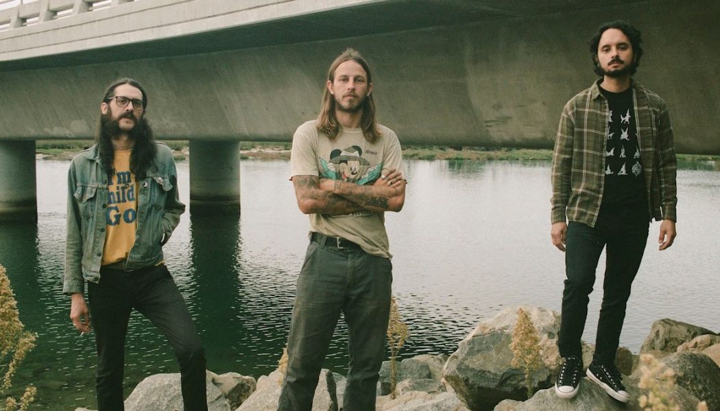 Warish (Riley Hawk) Premiere New Single “Seeing Red”: Stream