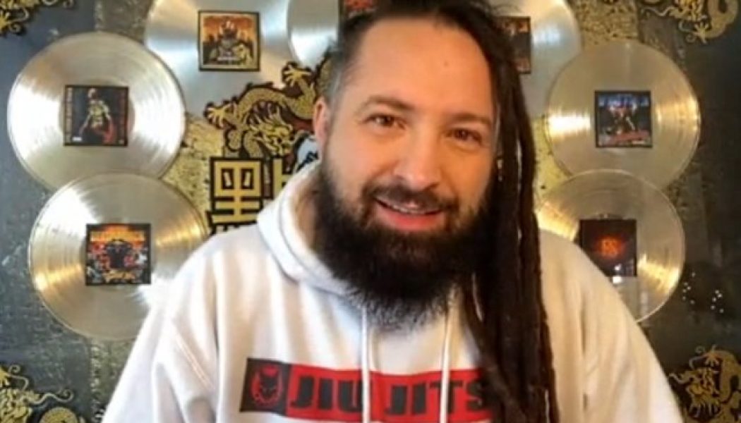 ZOLTAN BATHORY On FIVE FINGER DEATH PUNCH’s Work Ethic: ‘This Is Not The Time To Step Off The Gas Pedal’