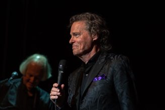 B.J. Thomas Diagnosed With Stage 4 Lung Cancer