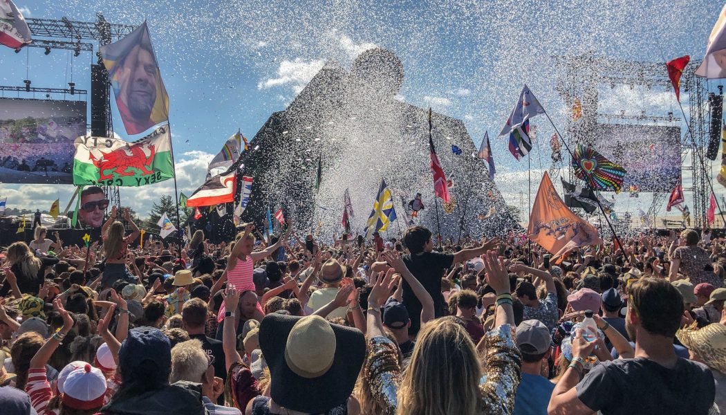 Bill Harkin, Designer of Glastonbury Festival’s Pyramid Stage, Dies at 83