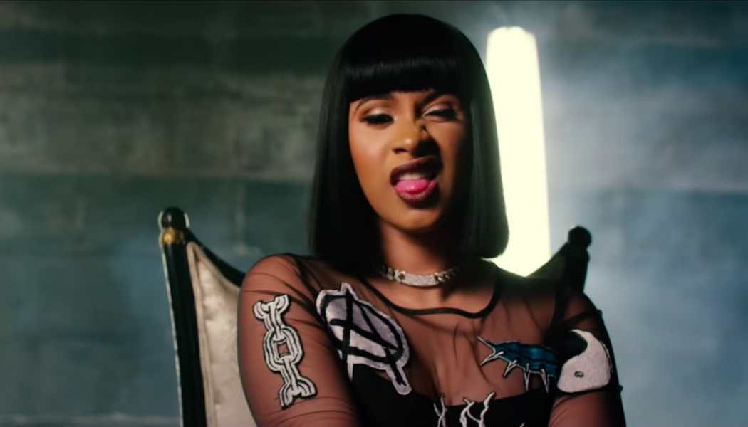 Cardi B Becomes First Female Rapper with Diamond Single for “Bodak Yellow”