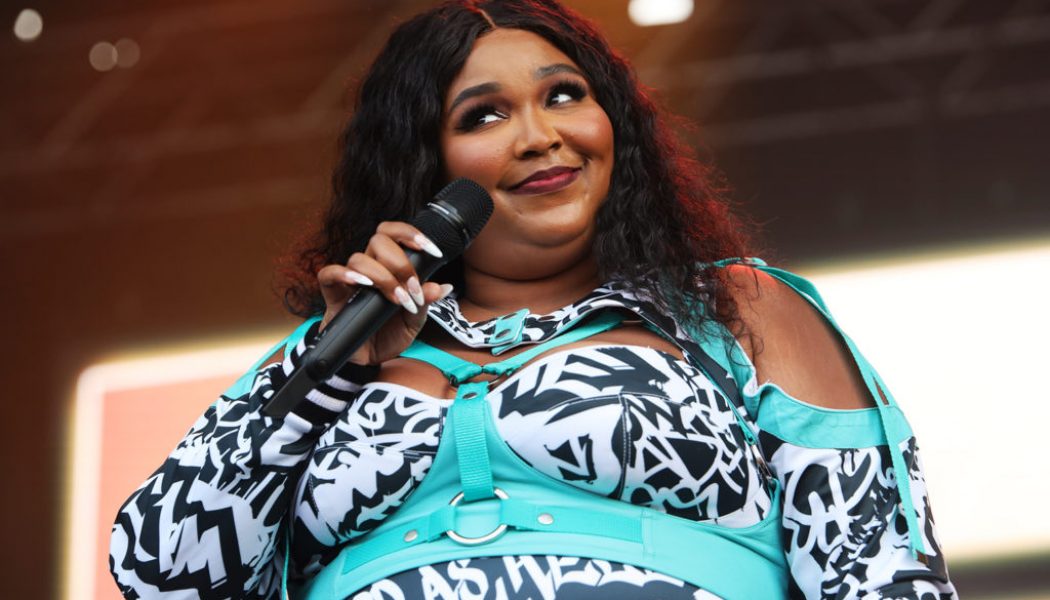 Cardi B Wants Lizzo to Join Her on a Song