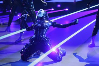 Doja Cat’s Sci-Fi Grammys Performance Was Just Purrfect