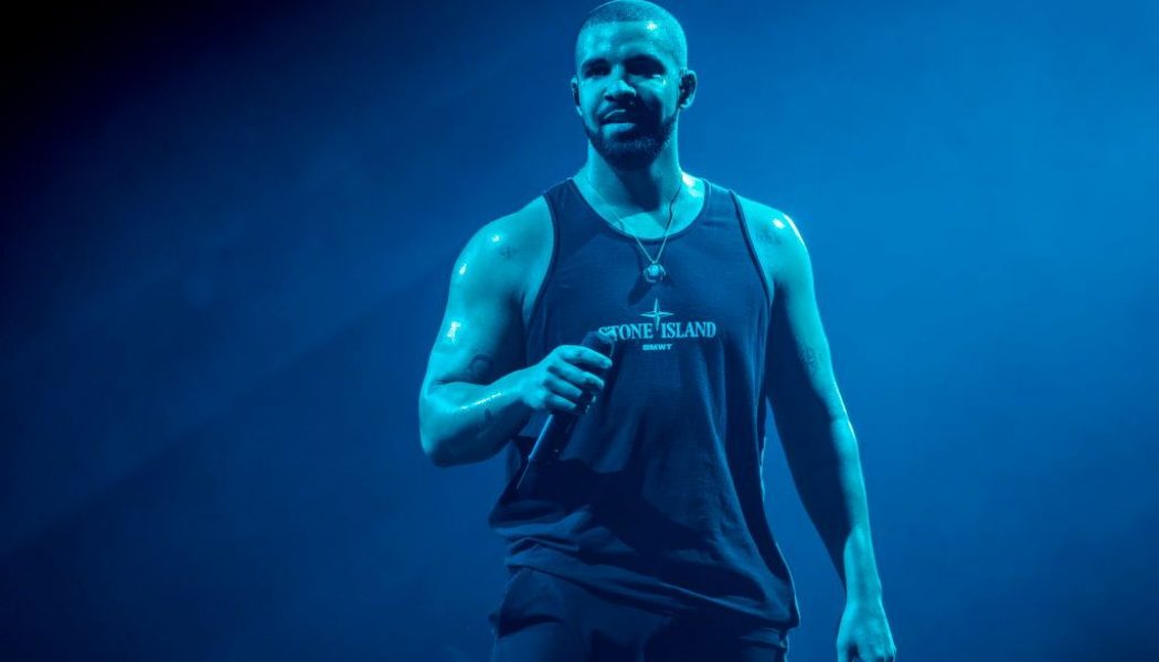 Drake Denies Wanting To Date Kim Kardashian