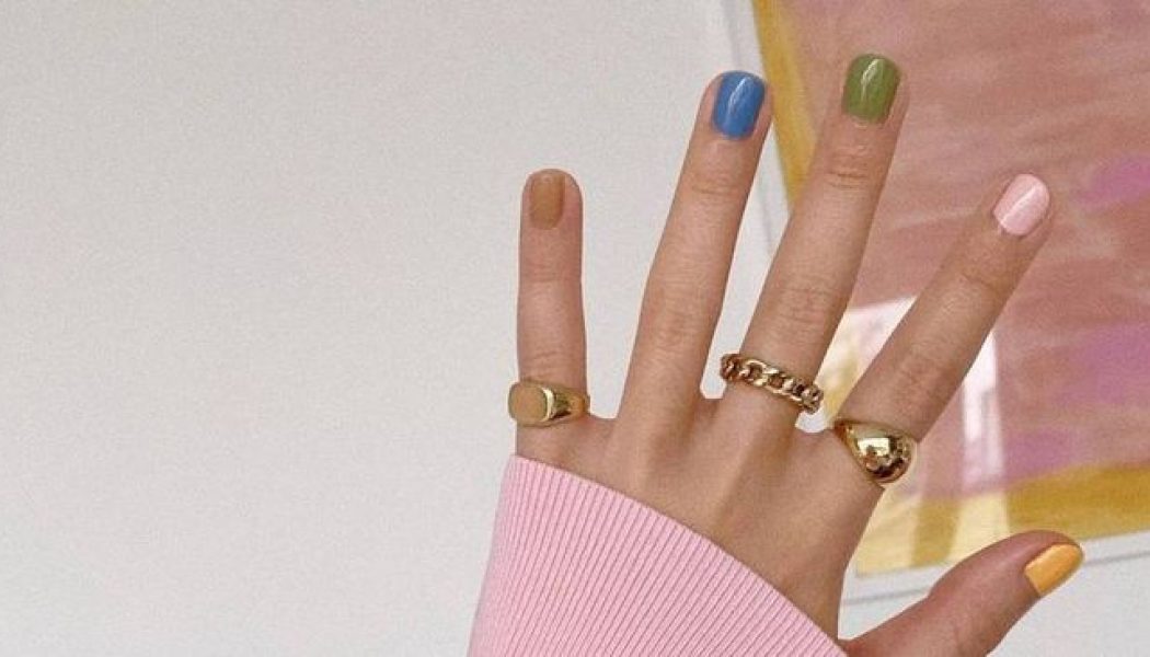 Experts Agree—These 3 Nail Colours Will Be Everywhere This Spring