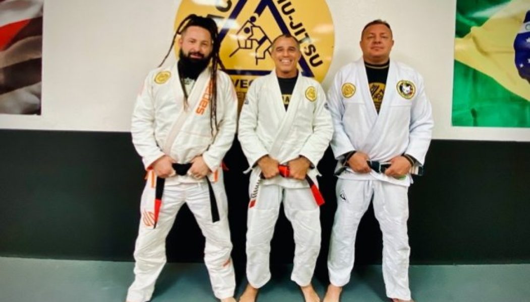 FIVE FINGER DEATH PUNCH Guitarist ZOLTAN BATHORY Earns Black Belt In Brazilian Jiu-Jitsu