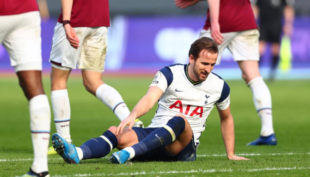 Gary Neville’s six-word reply to where Kane could end up next season