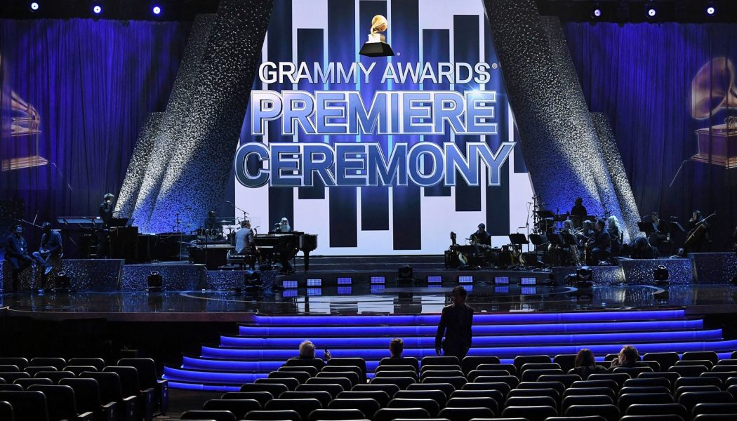 Grammy Awards Move to Monday for 2022 Awards Show