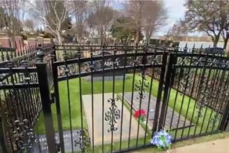 Here Are New Fan Photos Of Graves Of PANTERA Legends DIMEBAG And VINNIE PAUL