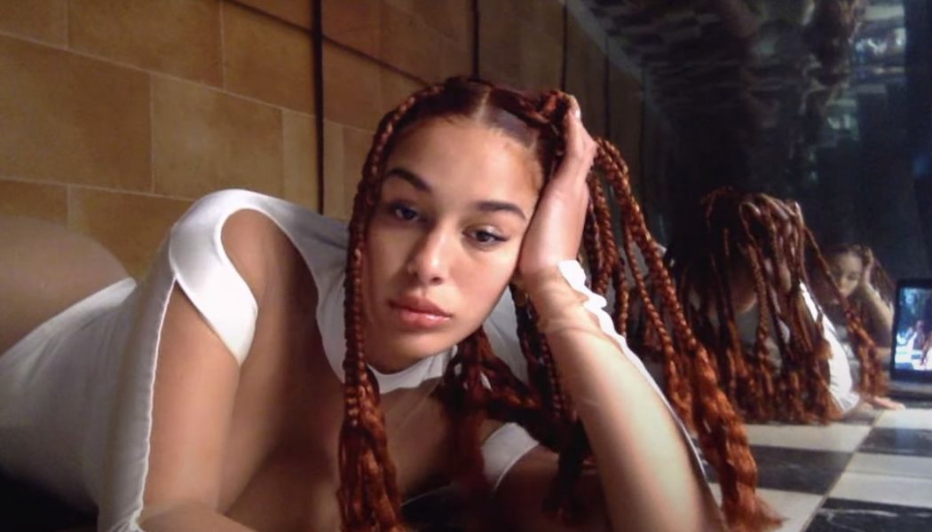 Jorja Smith Releases New Single “Addicted”: Stream