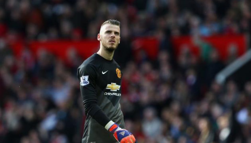 Manchester United ready to listen to offers for David de Gea