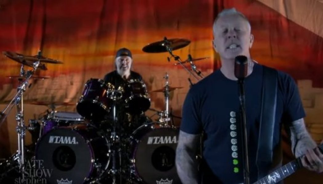 METALLICA Celebrates 35th Anniversary Of ‘Master Of Puppets’ By Performing ‘Battery’ On ‘The Late Show With Stephen Colbert’ (Video)