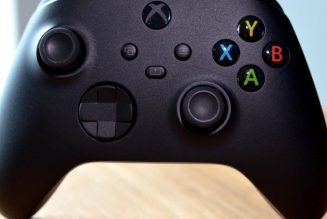 Microsoft says the latest Xbox Series X update fixes controller disconnect issues