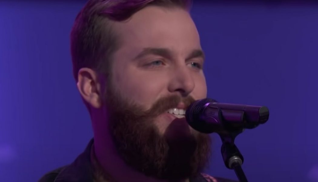 One-Man Band Surprises With The Fray Cover on ‘The Voice’: Watch