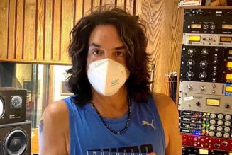 PAUL STANLEY: ‘It’s Unfortunate That Some People Are Vehemently Against’ Wearing Masks