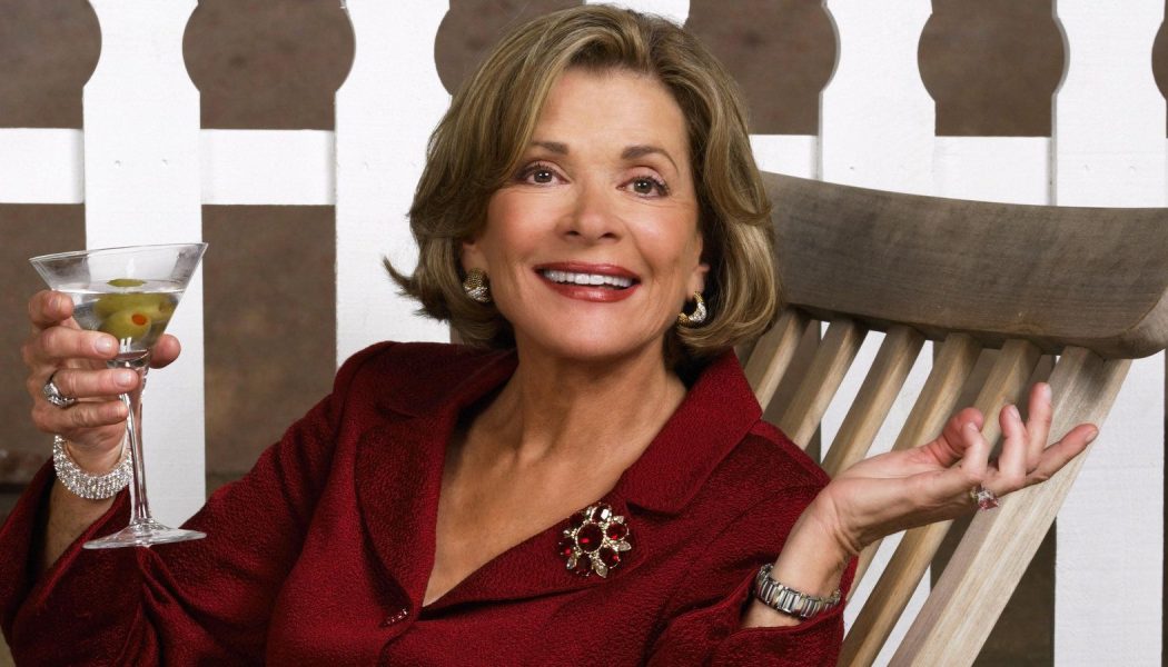 R.I.P. Jessica Walter, Arrested Development Actress Dead at 80