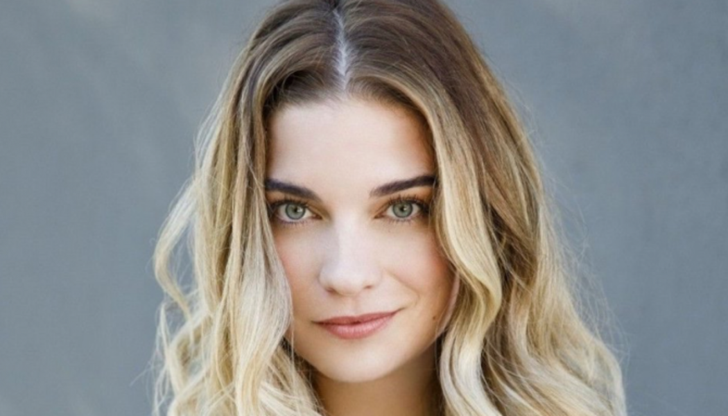 Schitt’s Creek’s Annie Murphy Tapped for Russian Doll Season 2