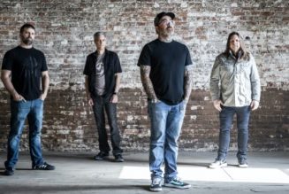 STAIND Hopes To Complete New Studio Album This Year