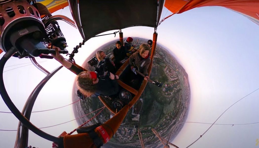 Switchfoot Play Livestream Concert While Riding in a Hot-Air Balloon: Watch