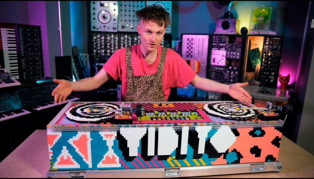 Watch This Artist Build a Functional Vinyl DJ Deck Out of LEGO Bricks