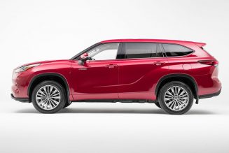 2021 Toyota Highlander XLE vs. Highlander XSE: The Battle for the High Land