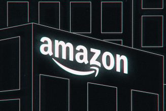 A fired Amazon worker is trying to unionize four NYC-area facilities