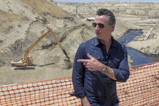 California Governor sees an end to oil extraction in the state