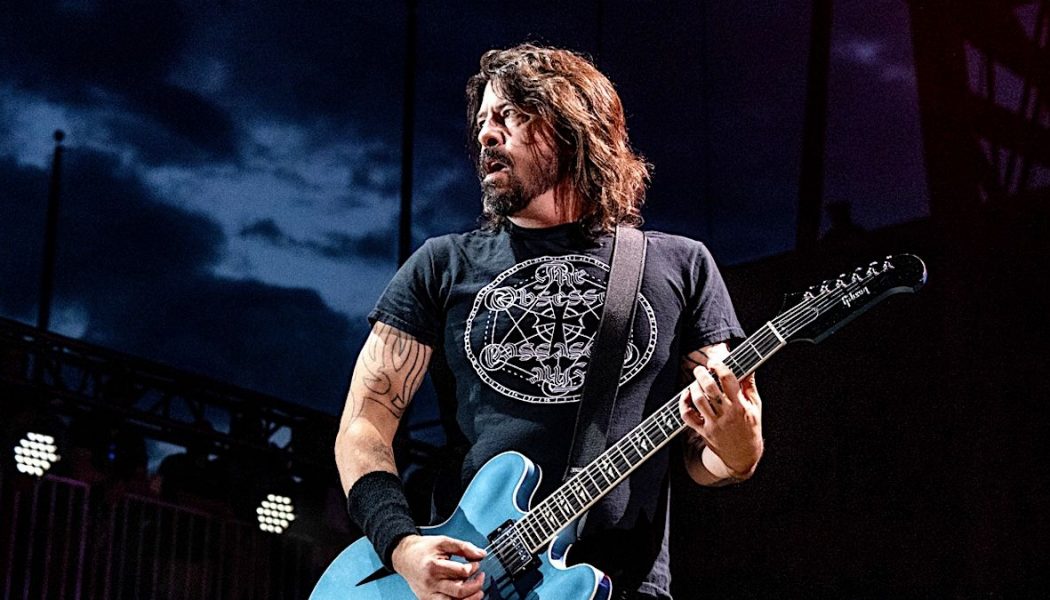 Dave Grohl to Publish First Book