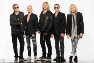 DEF LEPPARD To Release Limited-Edition Box Set ‘Volume Three’ In June