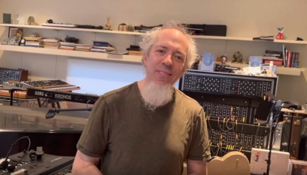 DREAM THEATER Keyboardist’s Advice To Aspiring Musicians: Don’t Rely On Music As Your Main Source Of Income