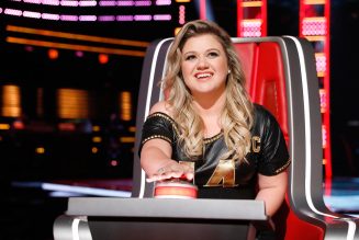 Kelly Clarkson Reveals the One Song She’s ‘Afraid to Cover’