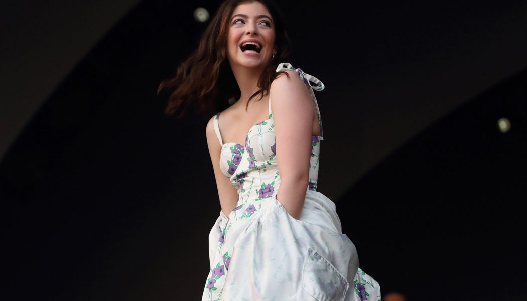 Lorde and Marlon Williams Cover Bruce Springsteen’s ‘Tougher Than the Rest’: Watch